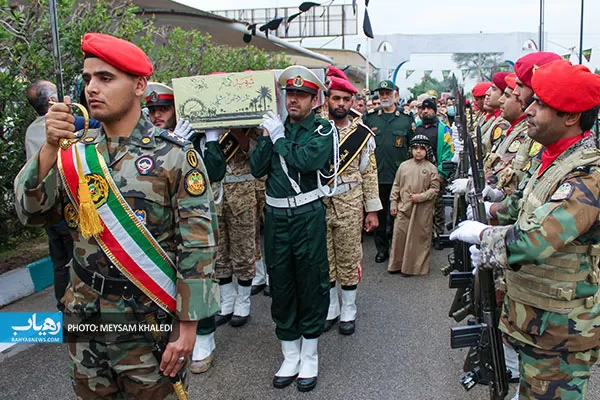 تشییع پیکر شهیدگمنام در صداوسیمای خوزستان