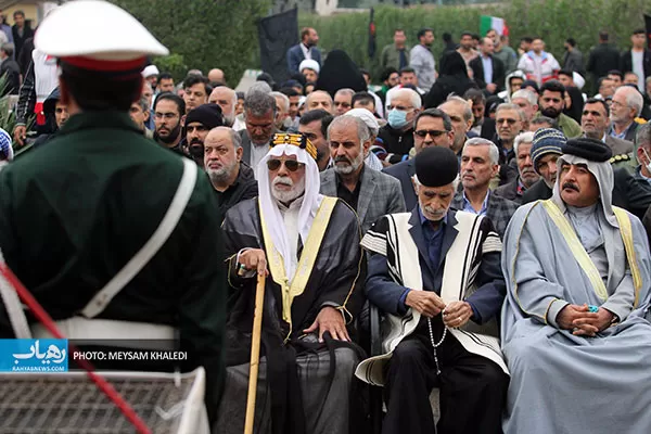 تشییع پیکر شهیدگمنام در صداوسیمای خوزستان