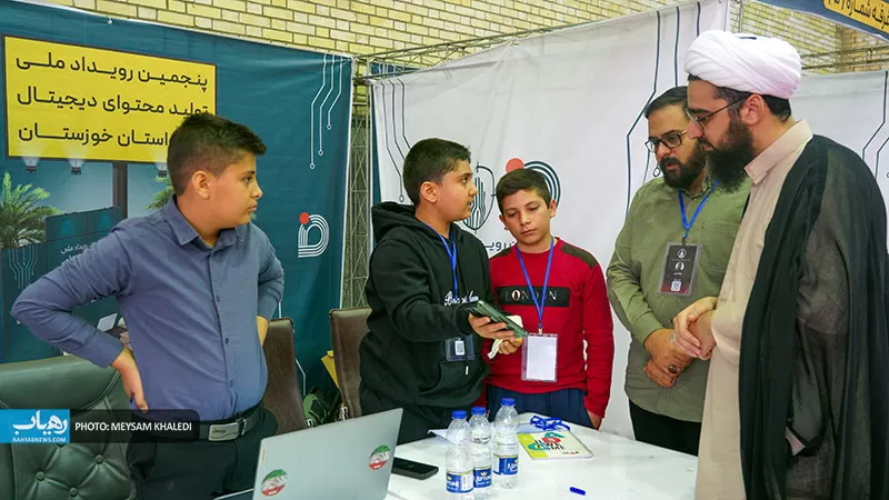 بازدید‌ استاندا‌ر ا‌ز روند‌ رویداد‌ تولید‌محتوا‌ بسیج‌ خوزستان