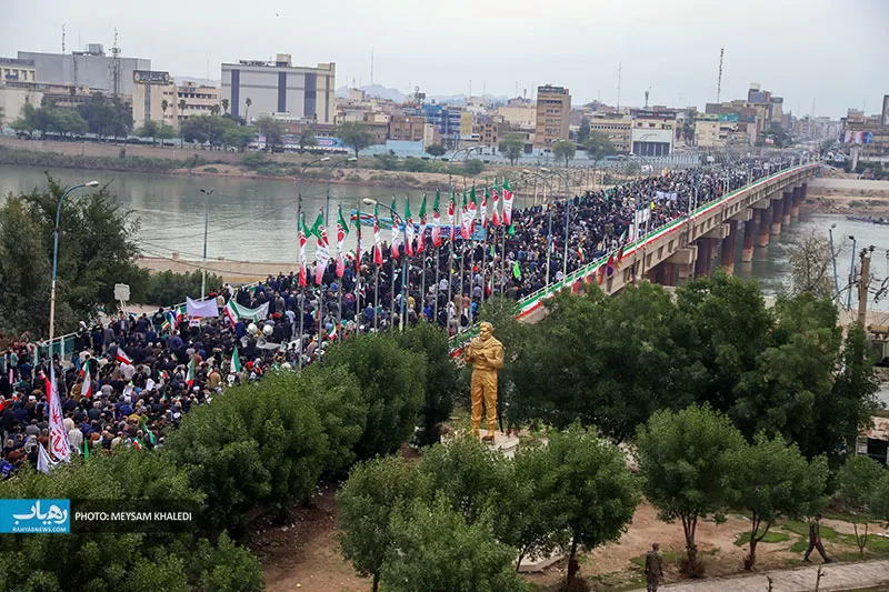 یک‌دلی‌ نسل‌اول تا چهارم انقلاب‌اسلامی در راهپیمایی ۲۲بهمن