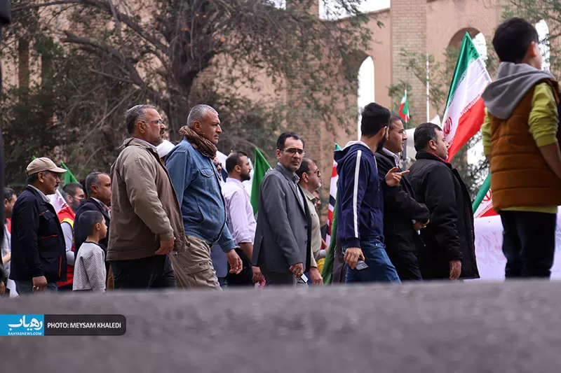 یک‌دلی‌ نسل‌اول تا چهارم انقلاب‌اسلامی در راهپیمایی ۲۲بهمن